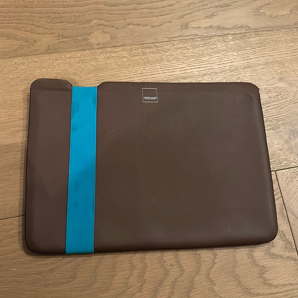 Acme Made Laptop Case